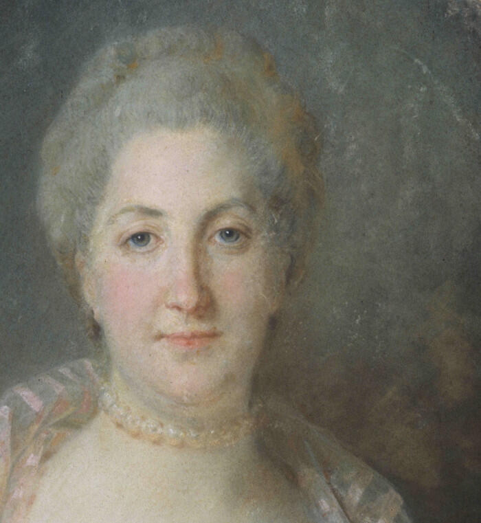 Portrait de Jeanne de Parouty (détail), par Jean-Baptiste Perronneau, pastel, 1767<br/> &copy;  madd Bordeaux