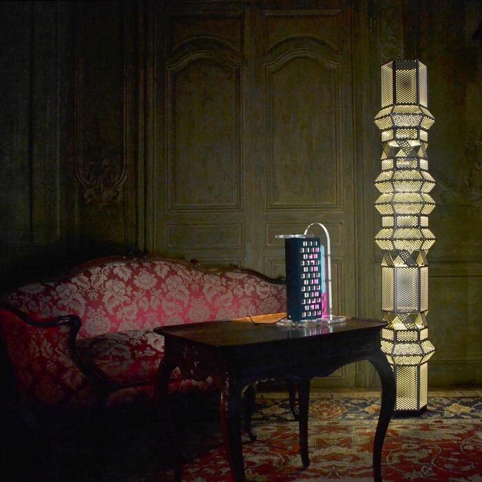 Column light and lamp from the Bright Rays collection in the Salon de Gascq<br/> &copy;  madd-bordeaux - M. Delanne