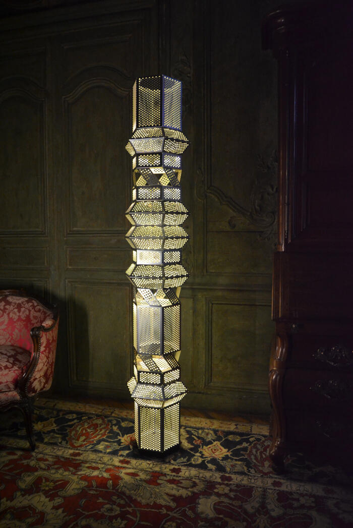 Column light, 2013, Nilufar Milan <br/> &copy;  madd-bordeaux - M. Delanne 