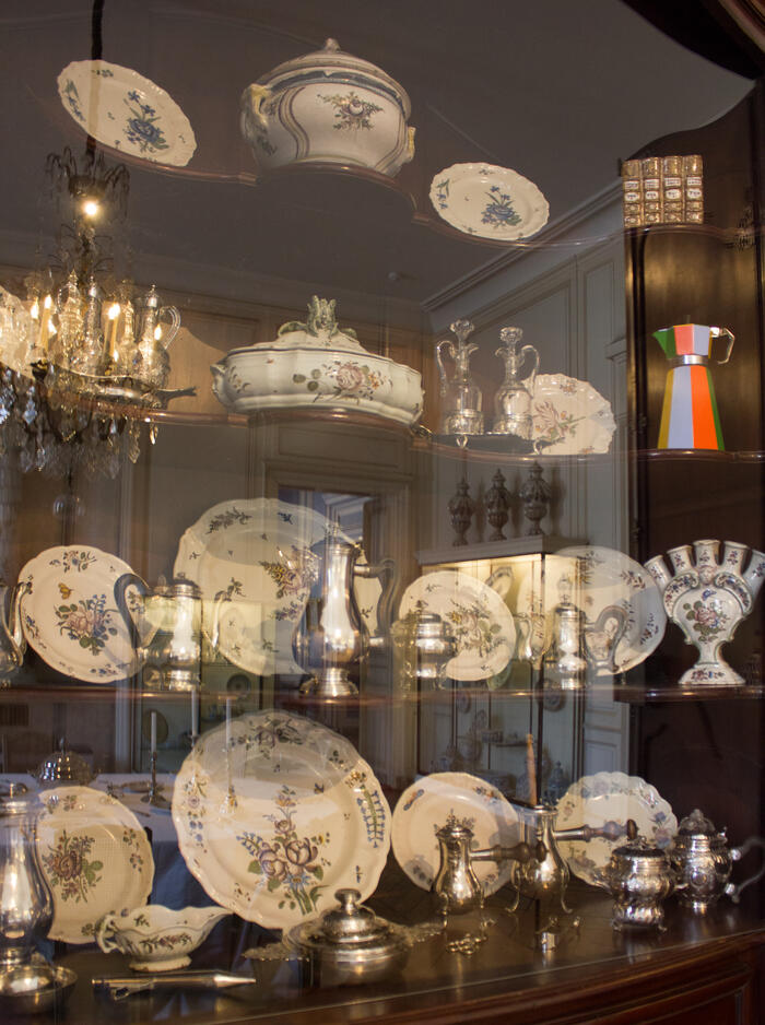 Bordeaux earthenware and silverware, 18th century<br/> &copy; madd-bordeaux - F. Griffon