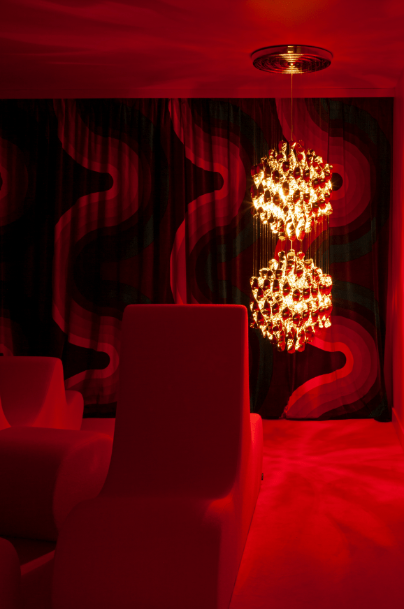 View from the exhibition Oh couleurs ! - Verner Panton room © madd-bordeaux – J. C. Garcia<br/>