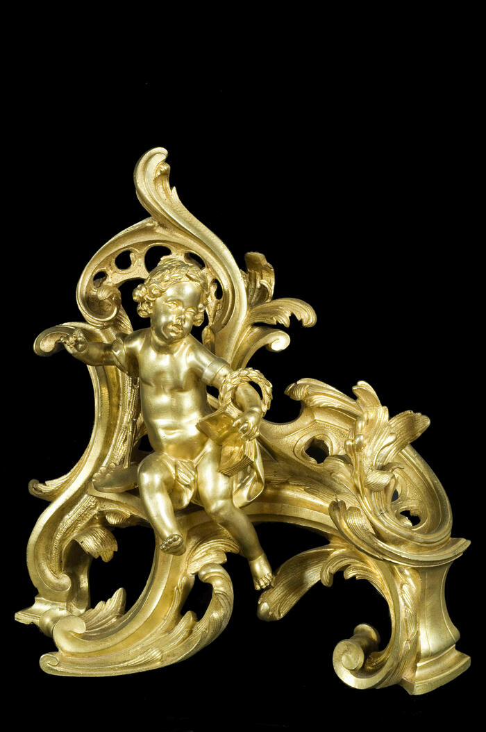 Chenet XVIIIe siècle Bronze doré Bordeaux, musée des Arts décoratifs et du Design<br/> &copy; madd-bordeaux - L. Gauthier