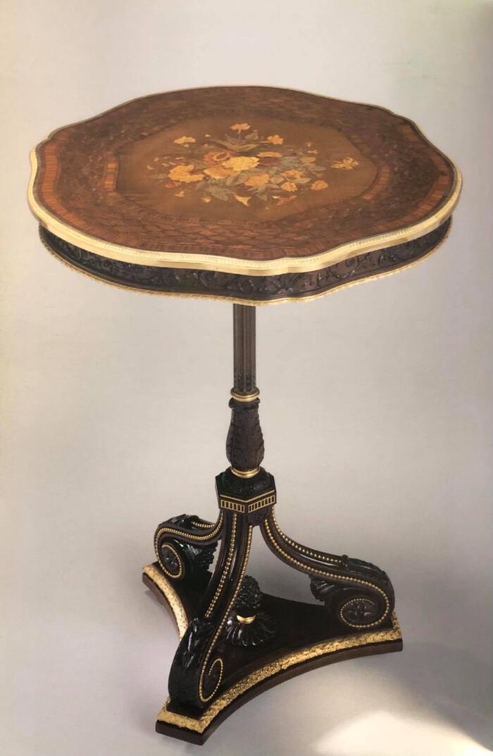 Henri-Léonard Wassmus, Guéridon, 1857, amarante et bronze doré – Château de Fontainebleau - Extrait du catalogue de l’exposition<br/> &copy;  Ph. Fuzeau