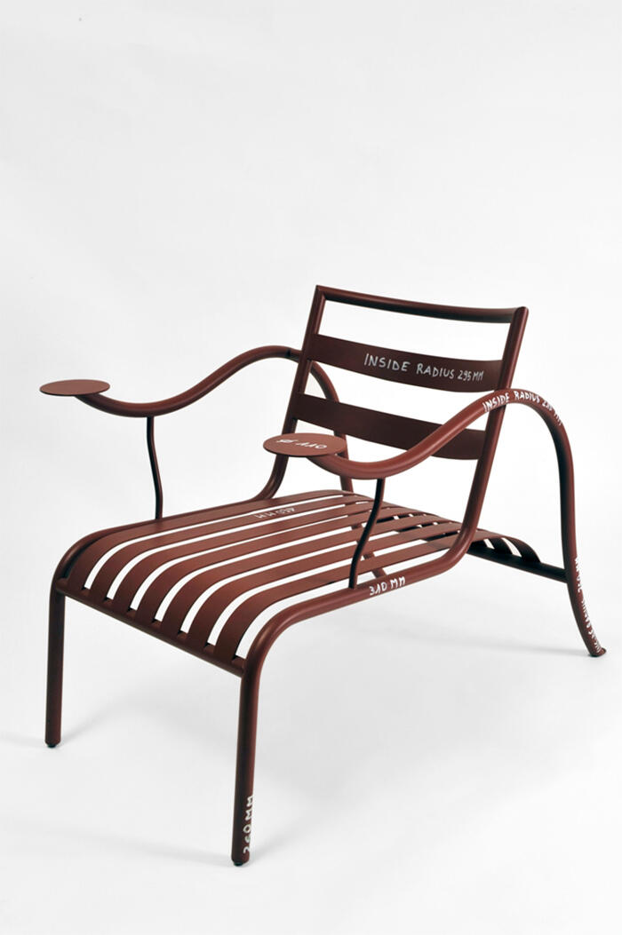 Thinking Man's chair, Jasper Morrison<br/> &copy;  madd Bordeaux - L. Gauthier